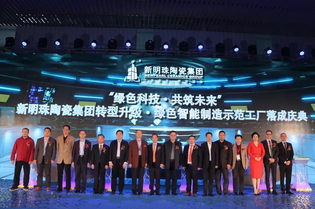 2025年新澳门和香港正版精准免费大全,精选解析、落实与策列